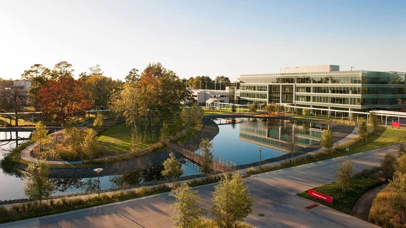 Halliburton: A Fresh Look at a Tech Milestone and Investor Shock?